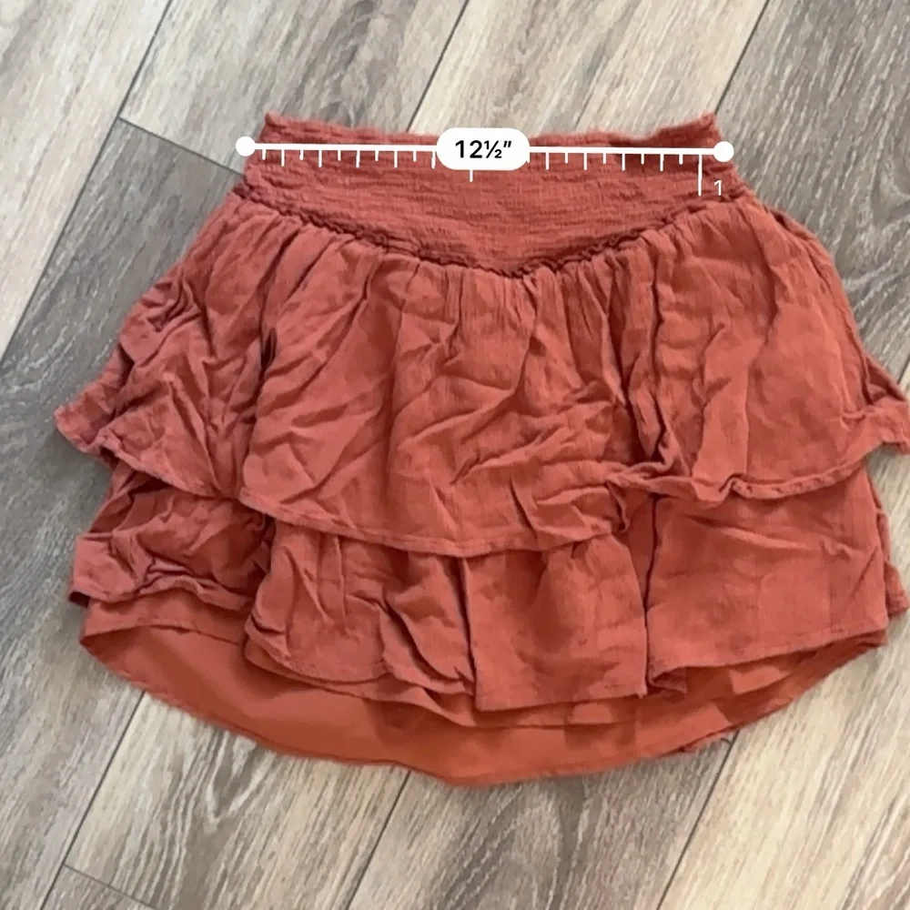 Hollister Tiered Ruffle Mini Skirt in Rust Size L